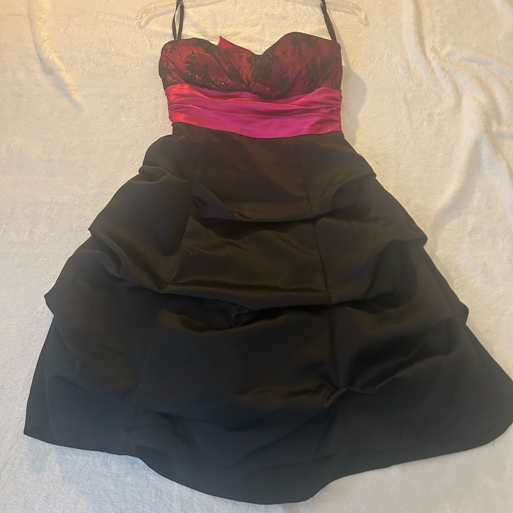 Elegant Black and Pink Strapless Dress